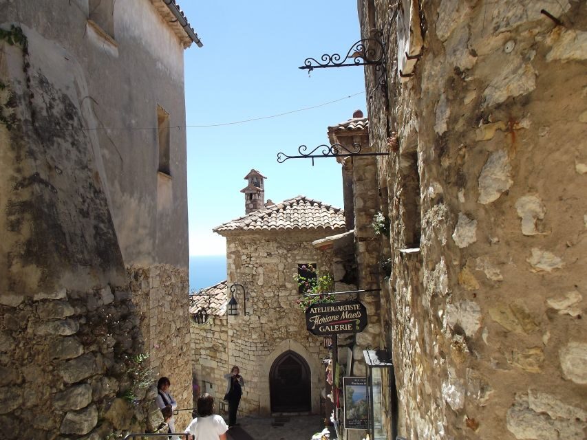 Èze: Private Village Guided Walking Tour - What the Tour Includes & Excludes