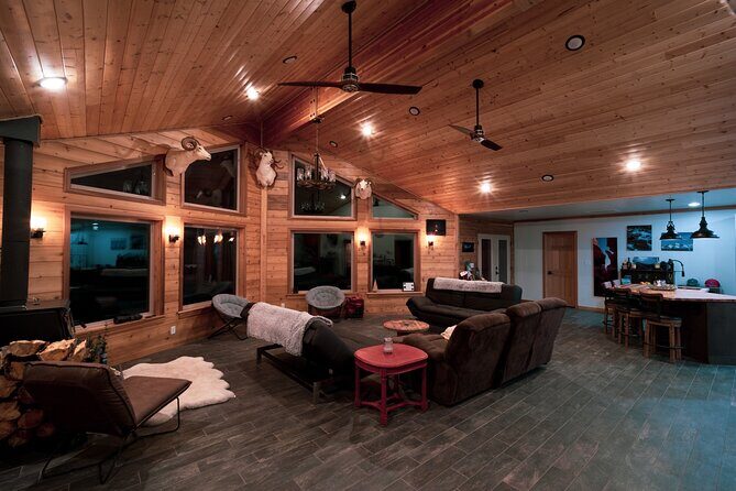 Face The Outdoors Northern Lights Tour Small Group - A Deep Dive into the Northern Lights Tour Experience