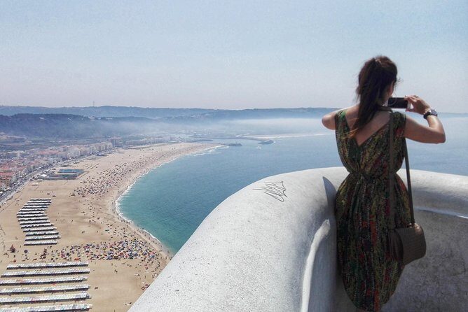 Fátima, Batalha, Alcobaça, Nazaré, Óbidos - Private guided tour - How the Experience Comes Together