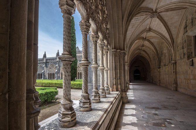 Fátima  Batalha  Nazaré  Óbidos: FAITH, HISTORY, AND BEAUTY - What Travelers Are Saying: Authentic Feedback