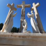 Fátima private tour from Porto in Mercedes car (1 to 4 people) - Who Should Consider This Tour?