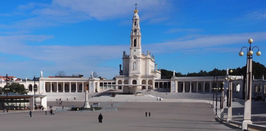 Fátima :the most important religious cathedral in Portugal - The Return Journey and Final Impressions