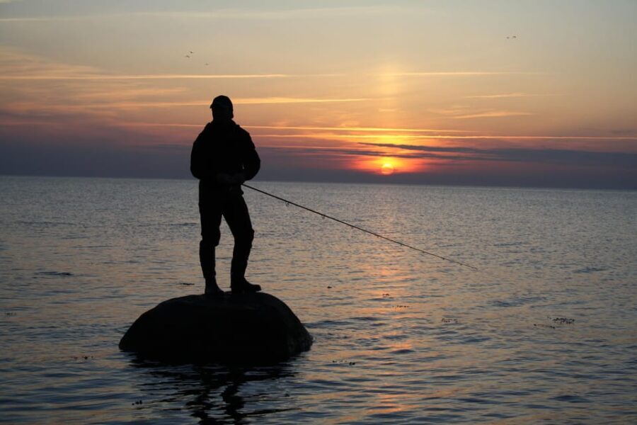 Fehmarn Heiligenhafen: Fishing tour sea fishing with a small group - Who Should Book This Tour?