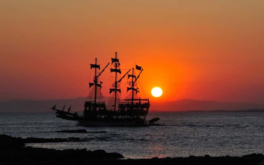 Fethiye: Romantic Sunset Boat Tour - Why This Tour Offers Good Value