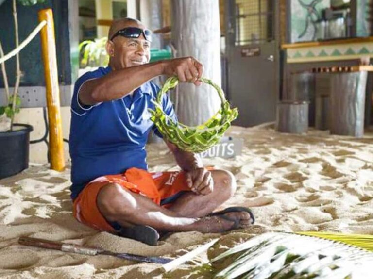 Fiji: Beachcomber Island Day Cruise with Snorkelling - A Closer Look at the Beachcomber Island Day Cruise