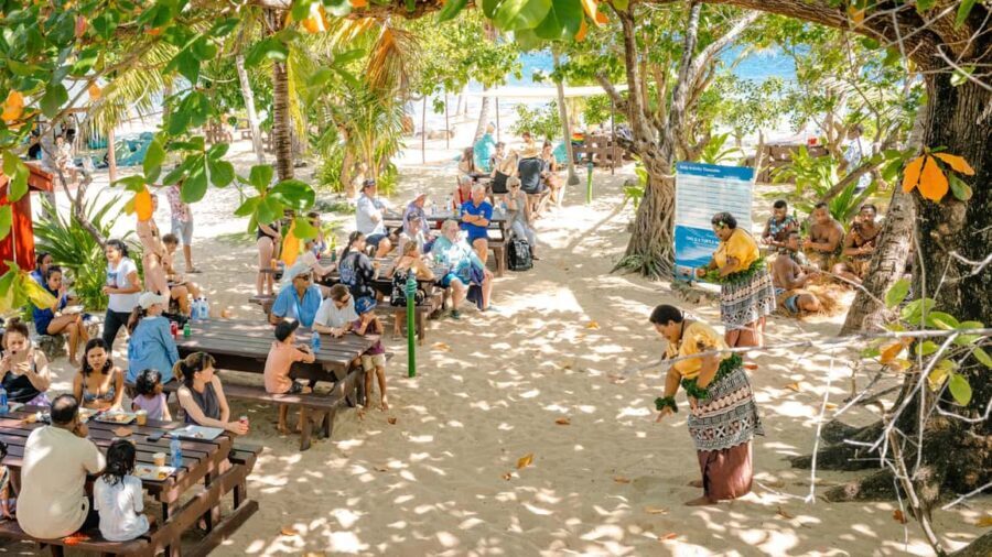 Fiji: South Sea Island Finding Nemo ex Port Denarau - What the Reviews Say