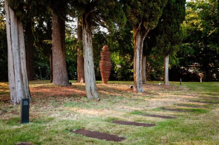 FILANDETTA PARK WINE & ART FARM: FOUNDER'S TOUR - Who Should Consider This Tour?