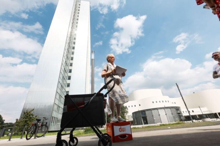 Filmtour Düsseldorf: From Hollywood to Netflix - Who Will Enjoy This Tour?