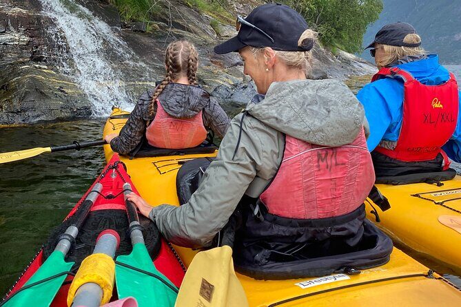 Fjord paddle in Hellesylt - Half Day Kayaking Tour - Discovering the Fjords: A Detailed Look at the Hellesylt Kayaking Tour