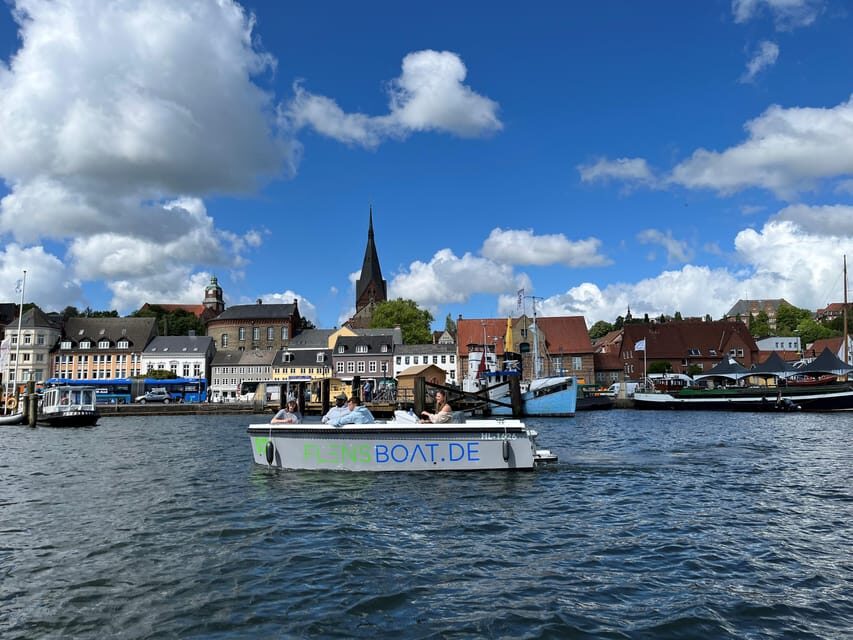 Flensburg: E-Boat rent - What to Expect During Your E-Boat Rental