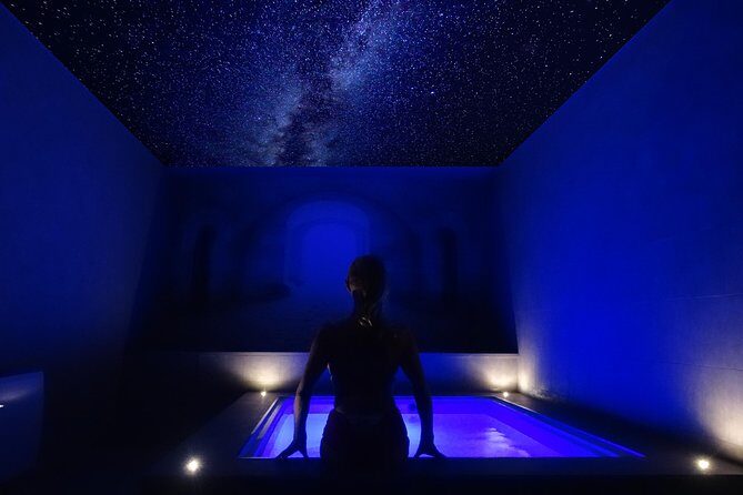 Floating sessions under the stars in private spas - The Experience in Detail: What You Can Expect