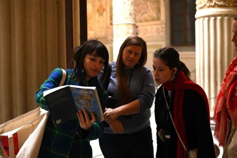 Florence: Guided Tour of Medici Family Secrets and Chapels - A Texture of Stories and Art