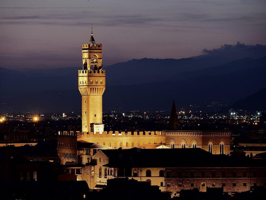 Florence: Palazzo Vecchio Skip The Line Guided Tour - The Experience in Detail