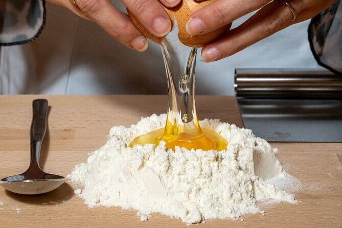 Florence: Ravioli & Pasta Class with Tiramisu and Unlimited Wine - Why This Tour Works