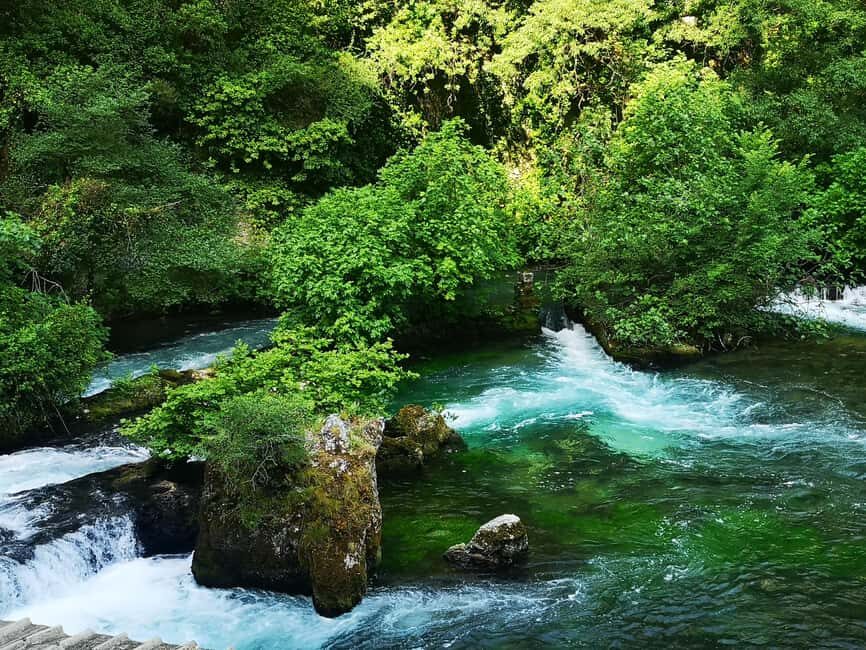 Fontaine-de-Vaucluse: Guided tour, the Mysteries of the Gouffre Open to all - FAQs