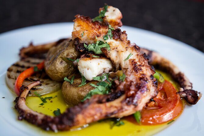 Food & Drink Private Tour in Lisbon & Cacilhas w/ Ferry Included - Who Should Consider This Tour?