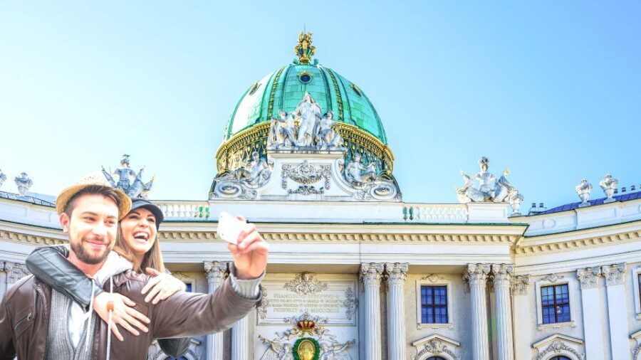 Food, Restaurants, Pubs in London Self-Guided Tour Booklet - What You’ll See Along the Way