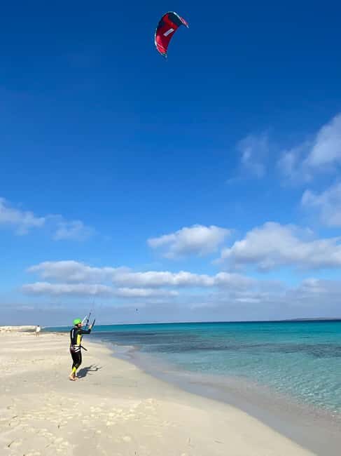 Formentera: Begginers Kitesurf 6h Course CHECK WIND FIRST - Who Should Consider This Experience?