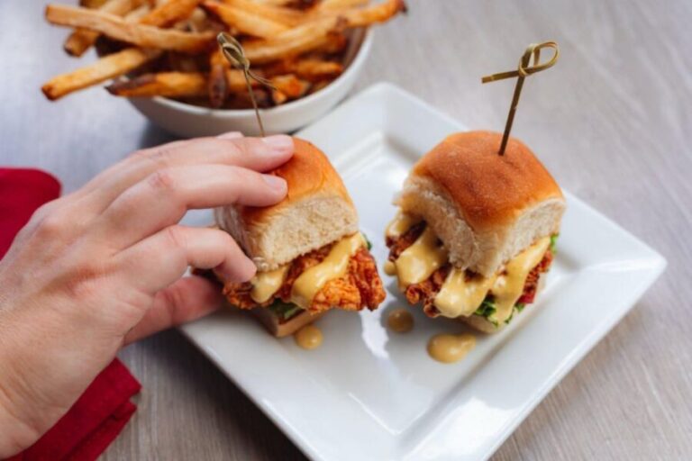 Fort Lauderdale: Food & Drinks Tour - In-Depth Analysis: What Makes This Tour Stand Out?