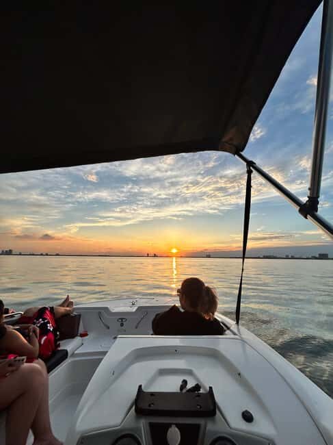 Fort Lauderdale: Sunset Boat Tour with "French Appetizer" - Final Thoughts