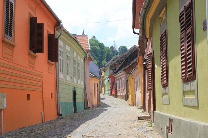 Fortified Church of Viscri and Sighisoara in Spanish (native Spanish guide). - A Deep Dive into the Tour Experience