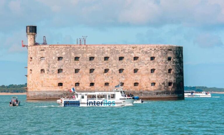 Fouras-Les-Bains : Tour of Fort Boyard & Tour de l'île d'Aix - A Detailed Look at the Experience