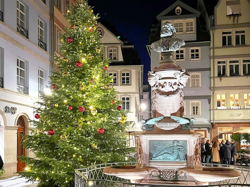 Frankfurt: Christmas Old Town Walking Tour (2 hours in German) - What This Tour Means for You