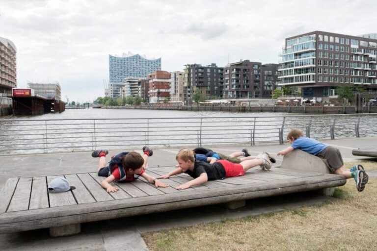 Frankfurt: Geolino City Rallye for Kids Mainufer - The Sum Up: Who Should Consider This Tour?