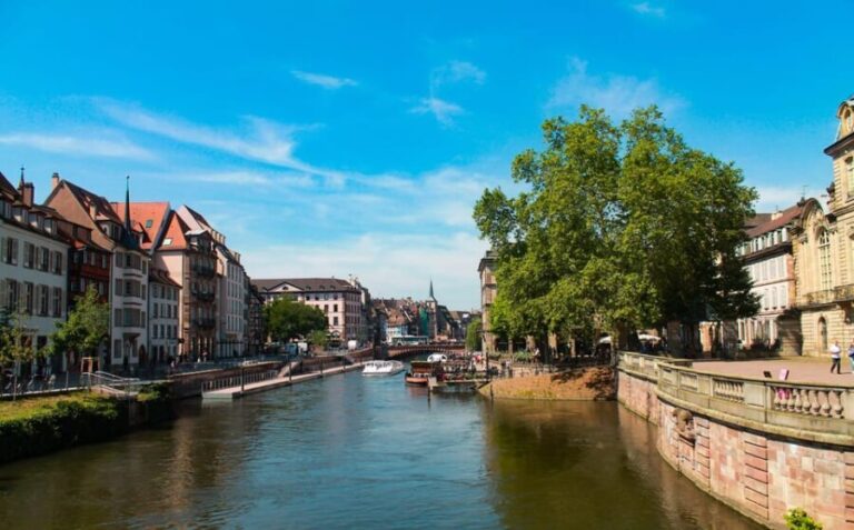 Freiburg: Express Walk with a Local in 60 minutes - The Sum Up