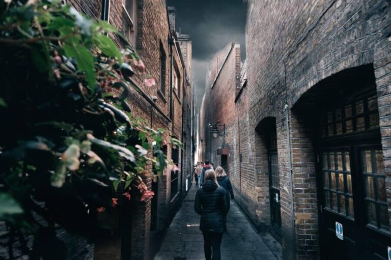 French Language: Original Harry Potter Walking Tour - The Full Breakdown: What to Expect on this Harry Potter Adventure