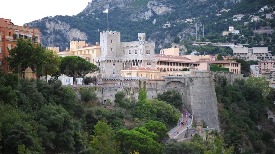 French Riviera: Private Driver Guide Tailor-Made Tour - Exploring the French Riviera with Your Personal Guide