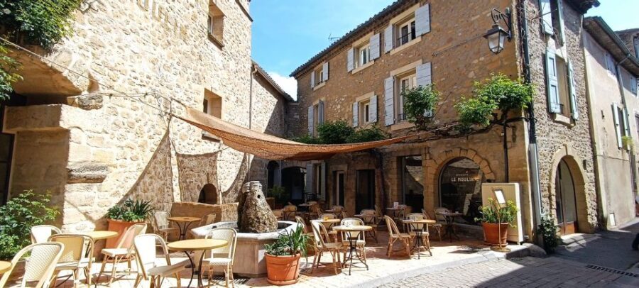 From Aix-en-Provence: Luberon Perched Villages Guided Tour - Who Will Love This Tour?