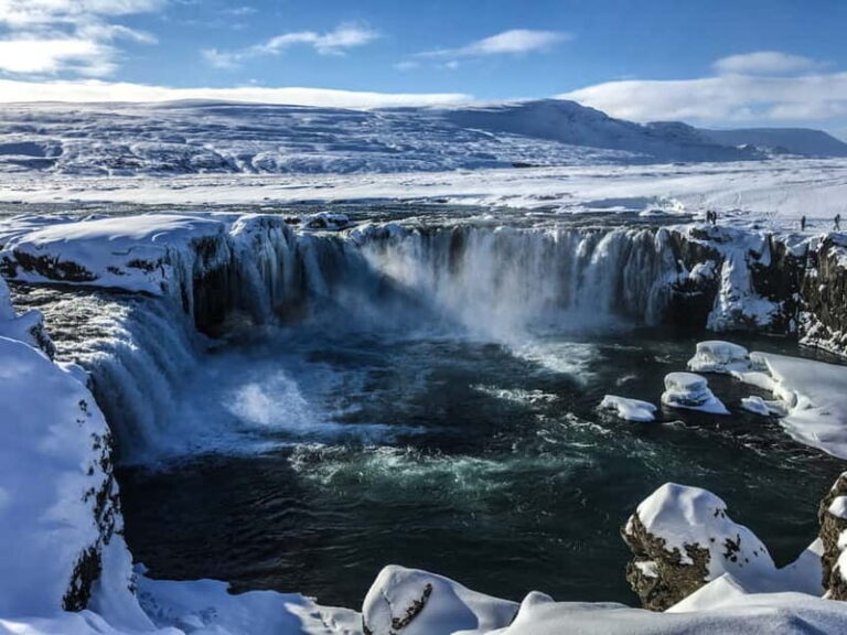 From Akureyri: Lake Mývatn and Godafoss Cruise Ship Day-Trip - Why This Tour Offers Great Value