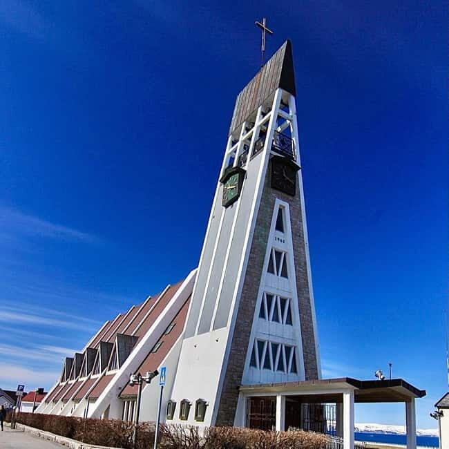 From Alta: Hammerfest Guided Day Tour 70.7 north - Exploring Hammerfest