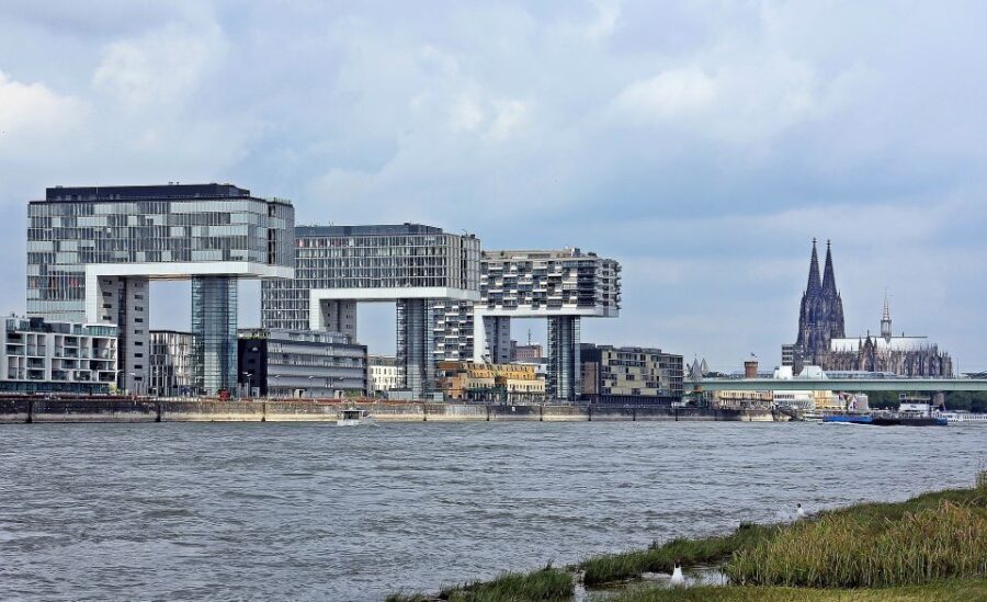 From Amsterdam: Cologne Private Sightseeing Tour - Exploring Cologne on a Private Day Trip from Amsterdam