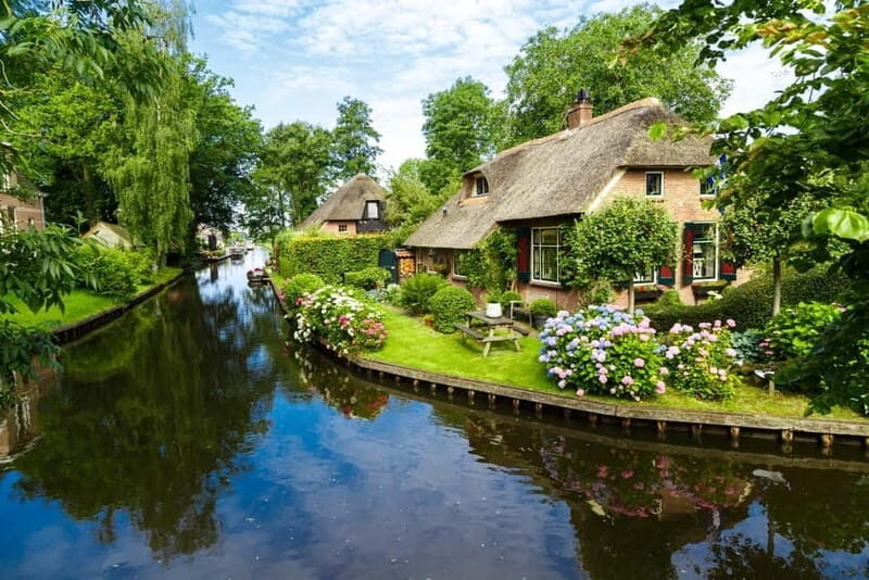 From Amsterdam: Explore Giethoorn Private Guided Tour by Car - Is It Worth the Cost?