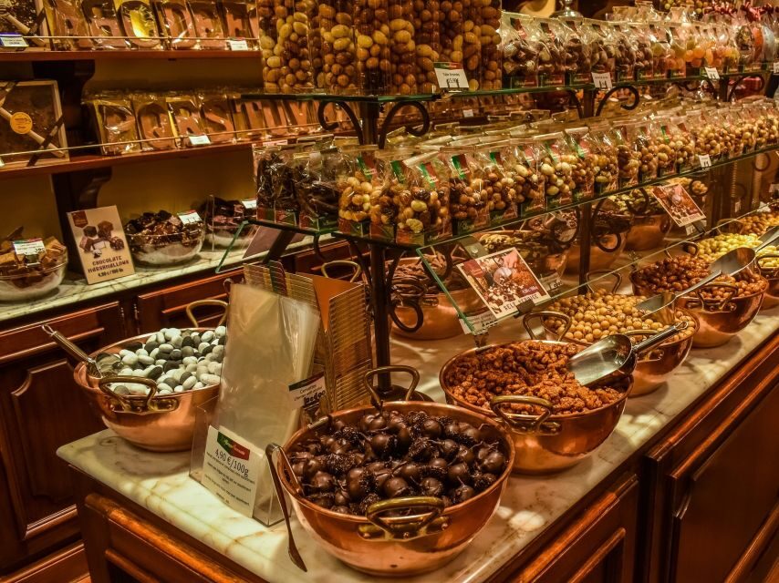 From Amsterdam: Private Sightseeing Tour to Bruges - Exploring the Itinerary: A Day in Bruges