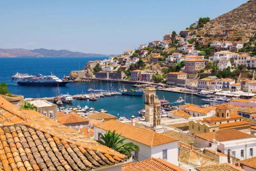 From Athens: Day Cruise to Hydra, Poros & Aegina with Lunch - The Cruise Vessel and Overall Comfort