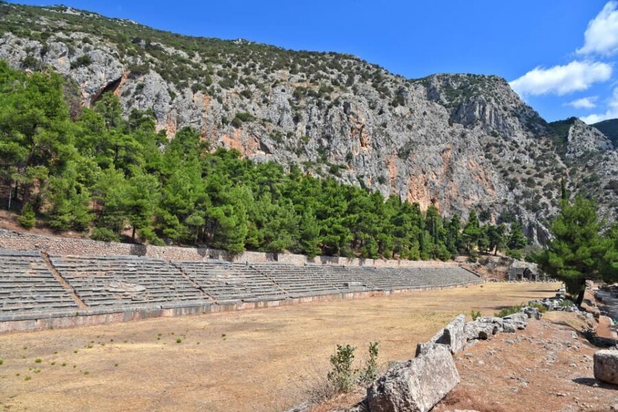 From Athens: Delphi and Osios Loukas Monastery Day Trip - Visiting Osios Loukas Monastery