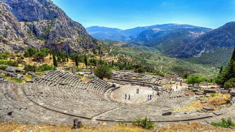 From Athens: Full-Day Delphi  Thermopylae Excursion - Who This Tour Is Best For