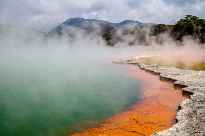 From Auckand: Wai-O-Tapu and Polynesian Spa Rotorua Day Tour - What Makes This Tour Stand Out?