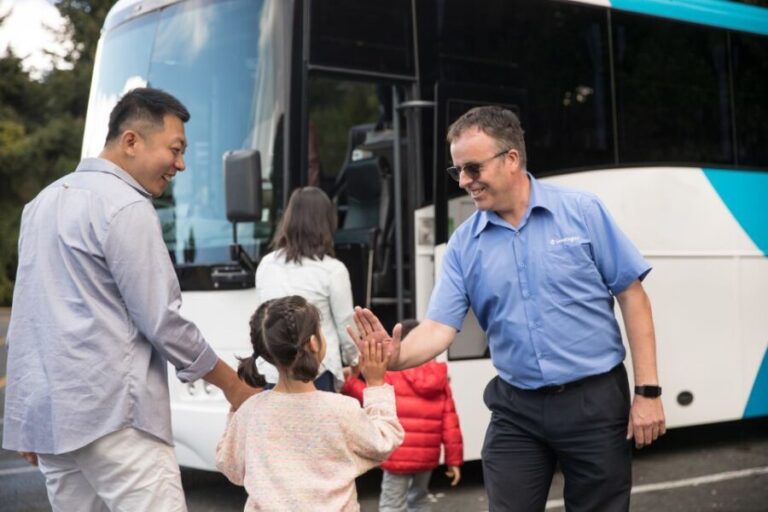 From Auckland: Waitomo & Hobbiton Bus Tour with Lunch - Authentic Experiences and Genuine Value