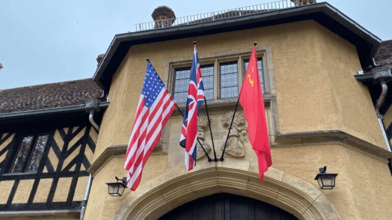 From Berlin: Kings, Crimes, & Spies Potsdam Day Trip by Van - Who Would Love This Tour?