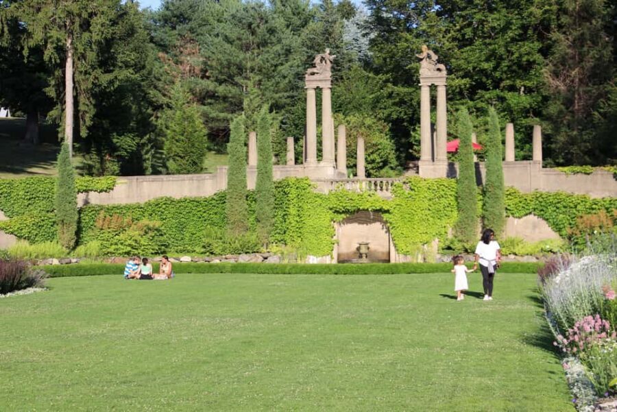 From Boston: Guest of the Cranes Guided Tour on Crane Estate