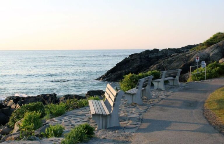 From Boston: Kennebunkport Day Trip & Optional Trolley Tour - The First Stop: Nubble Light in York