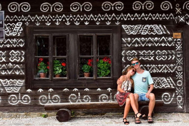 From Bratislava: Slovakias Castles & Cities Guided Day tour - Detailed Breakdown of the Itinerary