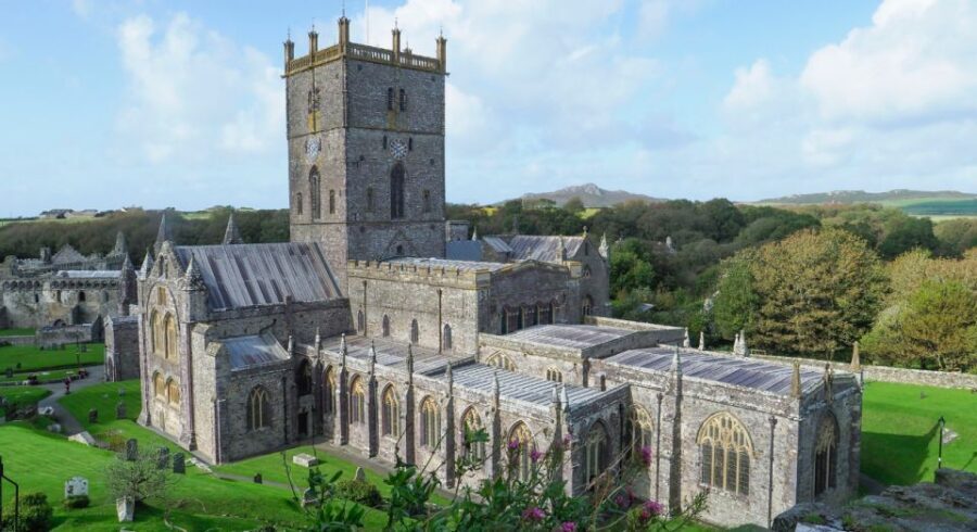 From Bristol: Mountains & Coasts of South Wales 3-Day Tour - Exploring South Wales: A Closer Look at the 3-Day Tour