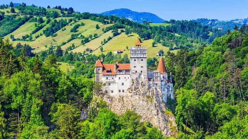 From Bucharest: Dracula's castle, Peles Castle and Brasov - Exploring the Highlights in Depth