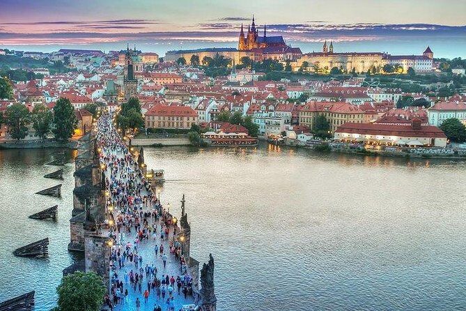 From Budapest to Prague: private transfer with a 2 hour stop - FAQs