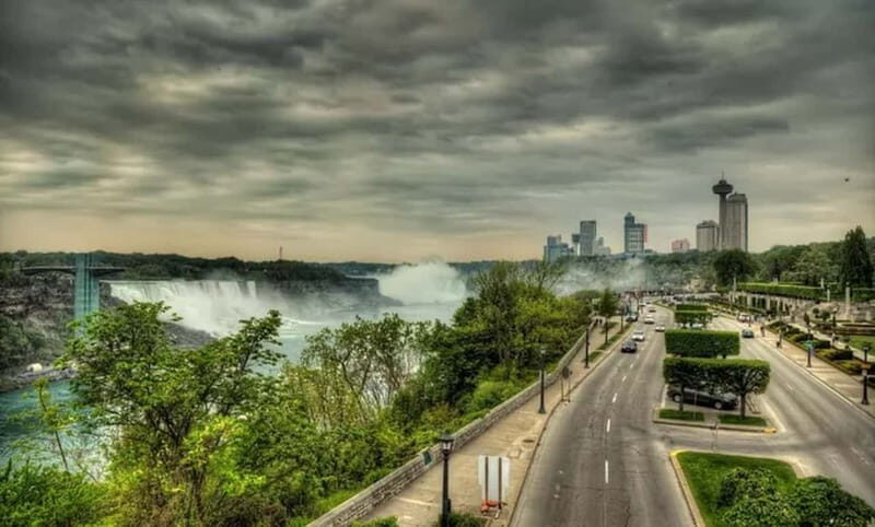 From Burlington: Custom Guided Day Trip to Niagara Falls - Exploring the Ultimate Niagara Day Trip from Burlington